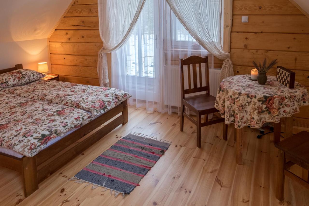 Miodowa Kolonia Bed and Breakfast Białowieża Buitenkant foto